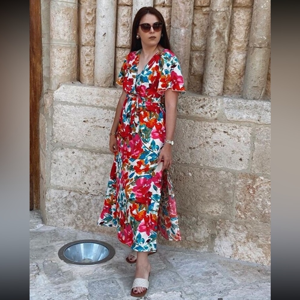 SHEIN VCAY Floral Print Butterfly Sleeve Split Thigh Belted Dress